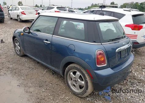 2010 Mini Cooper z USA, uszkodzony, nr VIN WMWMF3C51ATZ62586
